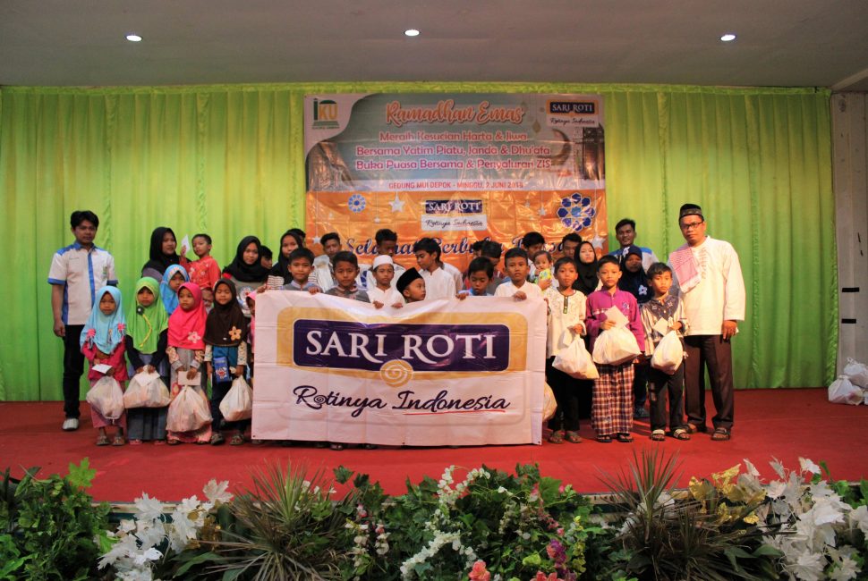 Sari Roti Iftar with Orphans, Widows and Dhuafa