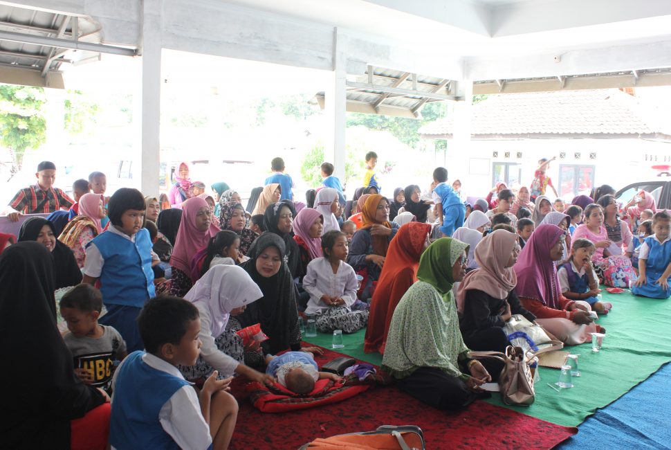 PT Nippon Indosari Corpindo Tbk. Conducted Nutrition Education Roadshow to Improve the Nutrition Adequacy of Indonesian Children
